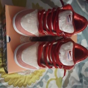 Nike strange love dunks